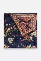 Laurel Canyon Cozy Blanket