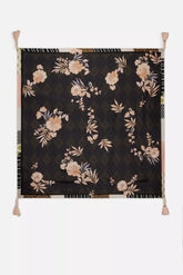Nido Scarf