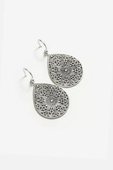 GLORIOUS TEARDROP EARRINGS