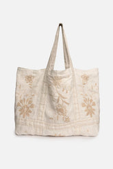 STRAPPY BEACH TOTE