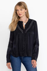 PLEATED BUTTON DOWN TOP WITH SHIRRING
