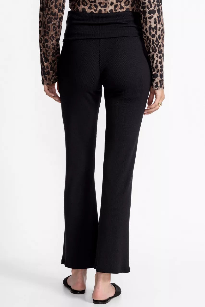 BEE ACTIVE RIBBED FOLDOVER FLARE