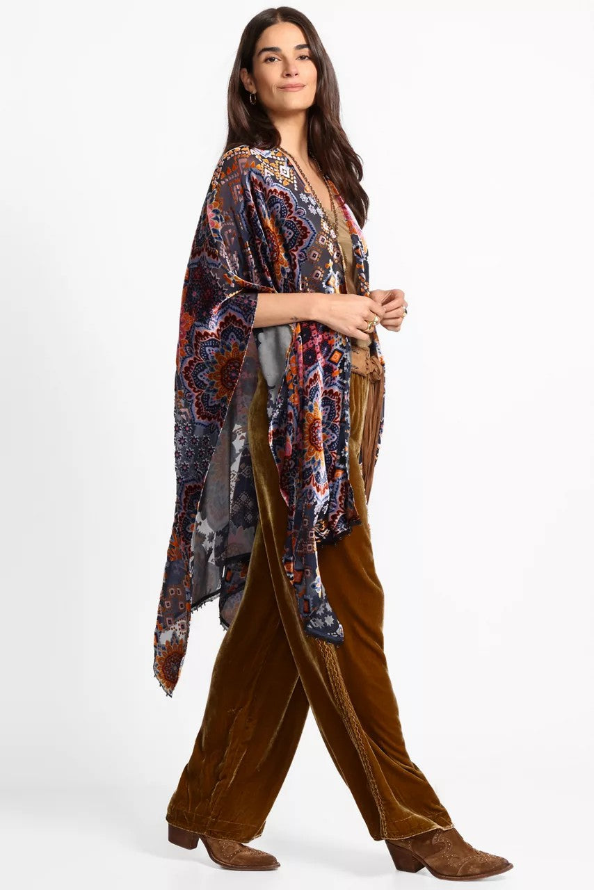 BURNOUT VELVET SHAWL