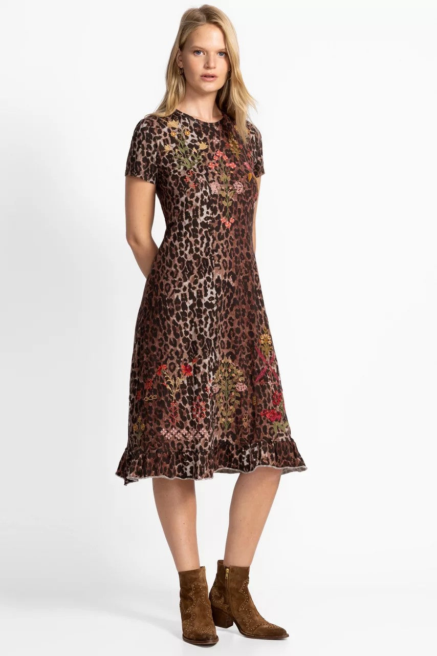 SHORT SLEEVE RUFFLE HEM DRESS
