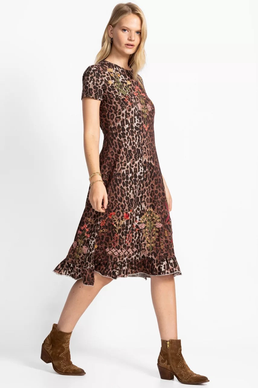 SHORT SLEEVE RUFFLE HEM DRESS