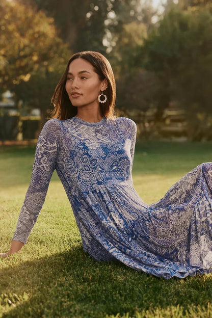 LONG SLEEVE MESH TIERED DRESS