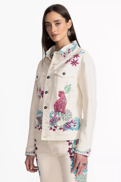 THE CLASSIC DENIM JACKET