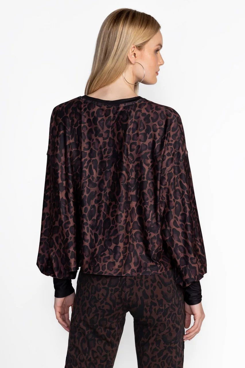BEE ACTIVE DROP SHOULDER CREW NECK TEE