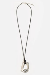 ABSTRACT SWOOSH PENDANT NECKLACE