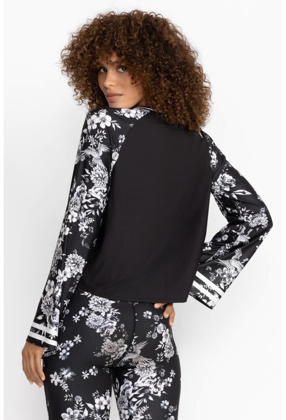 Women Active | Johnny Was Bee Active Kimono Sleeve Swing Tee Charcoal Dreamer