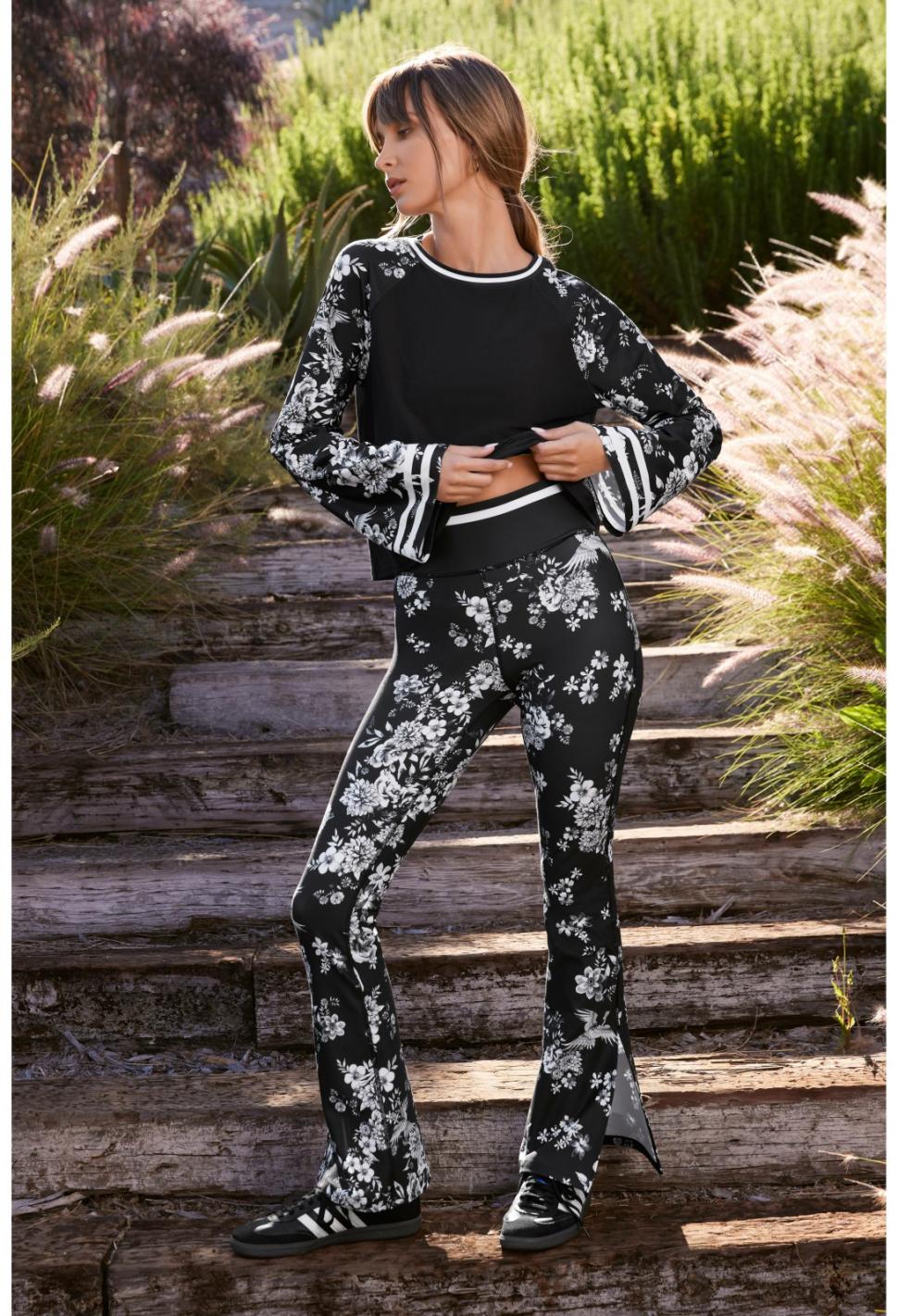 Women Active | Johnny Was Bee Active Kimono Sleeve Swing Tee Charcoal Dreamer