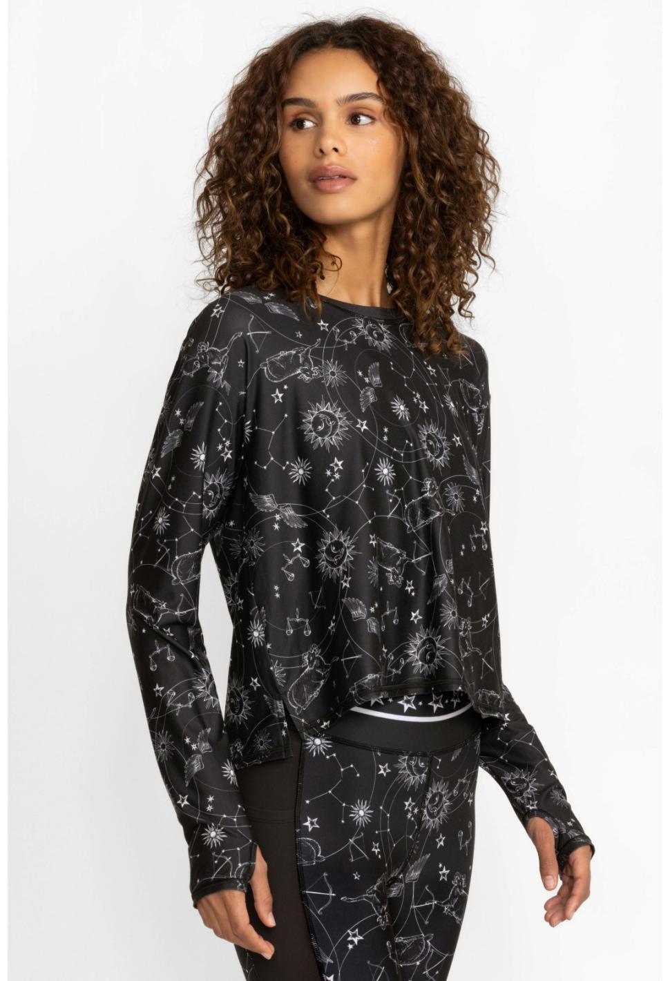 Women Active | Johnny Was Promisino Step Hem Tee W/ Flyaway Back Bijou