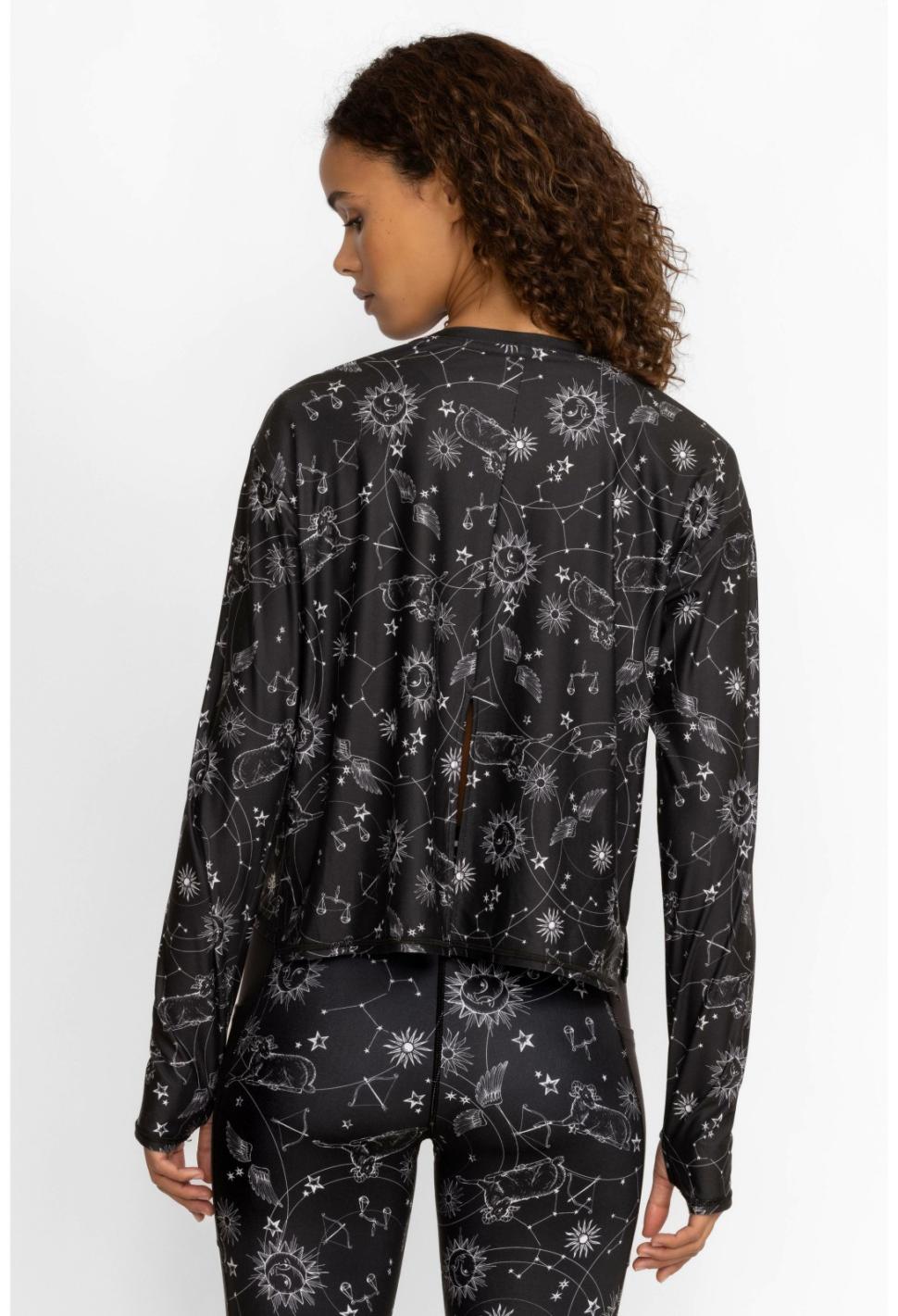 Women Active | Johnny Was Promisino Step Hem Tee W/ Flyaway Back Bijou