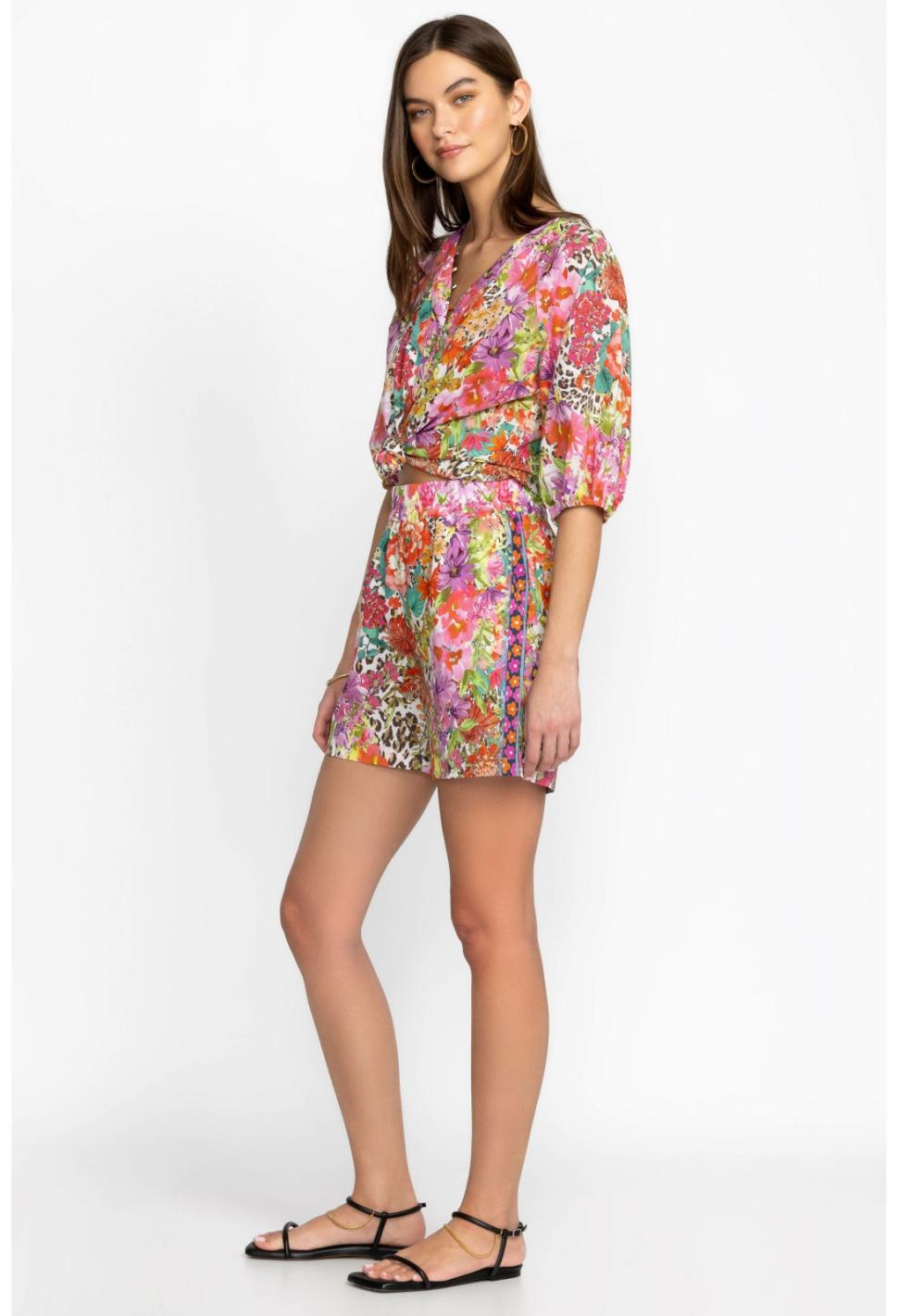 Women Bottoms | Johnny Was Wild Garden Short Wild Garden