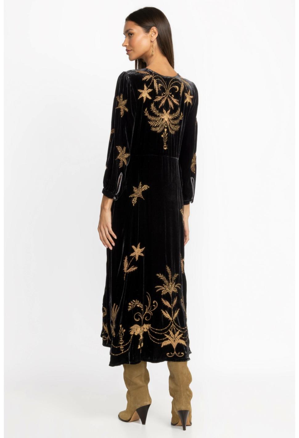 Women Dresses | Johnny Was Palmira Velvet Effortless Midi Dress Black