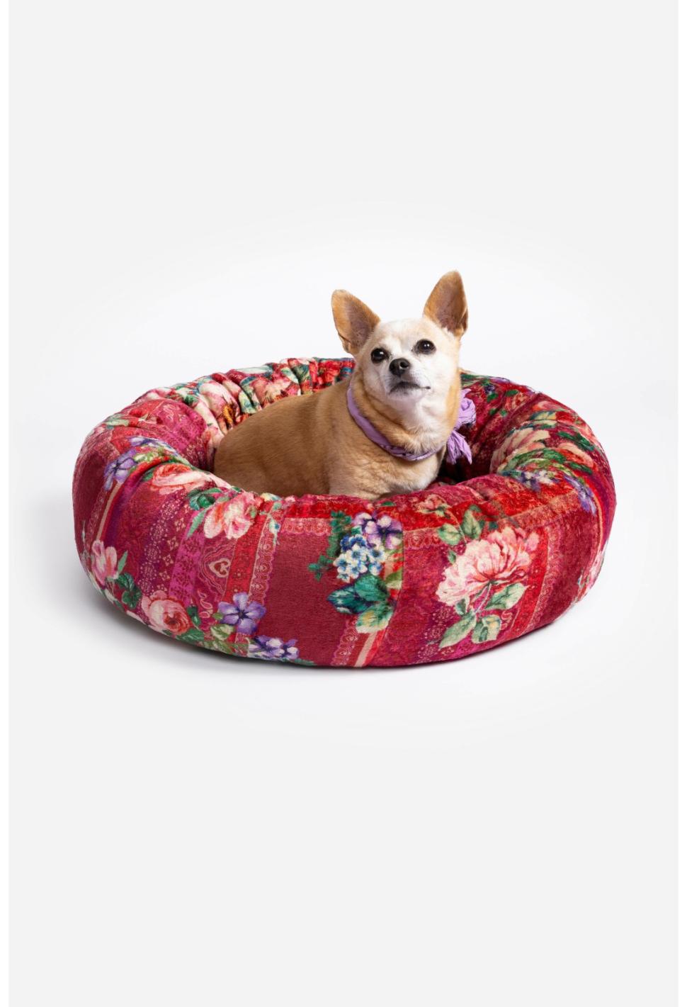 Women Pet Accessories | Johnny Was Bethia Small Dog Bed Bethia