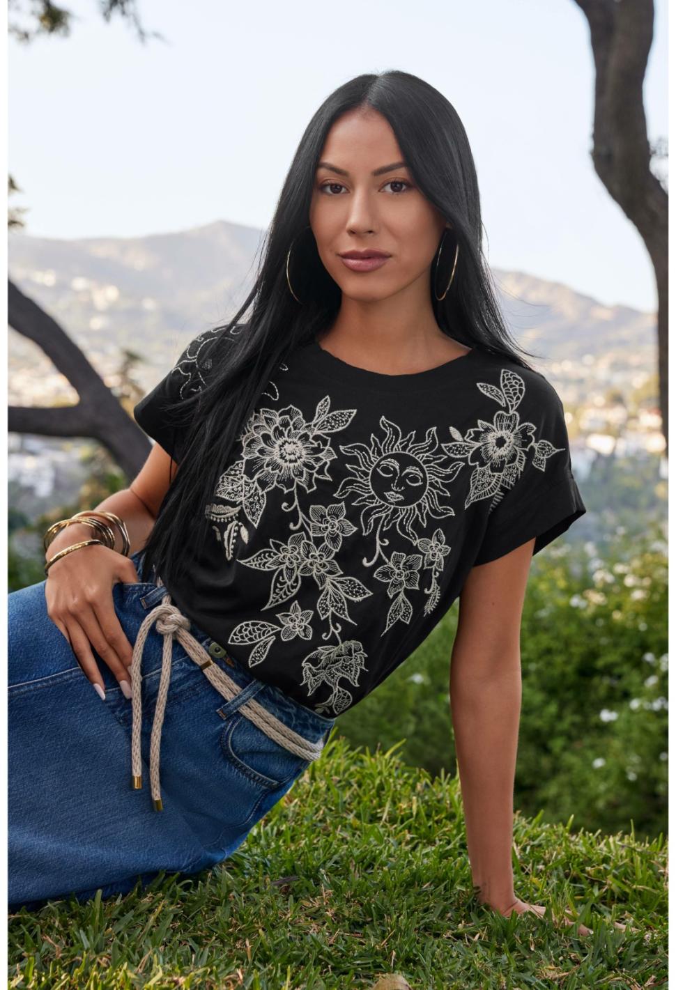 Women Tops | Johnny Was Addison Relaxed Tee Black