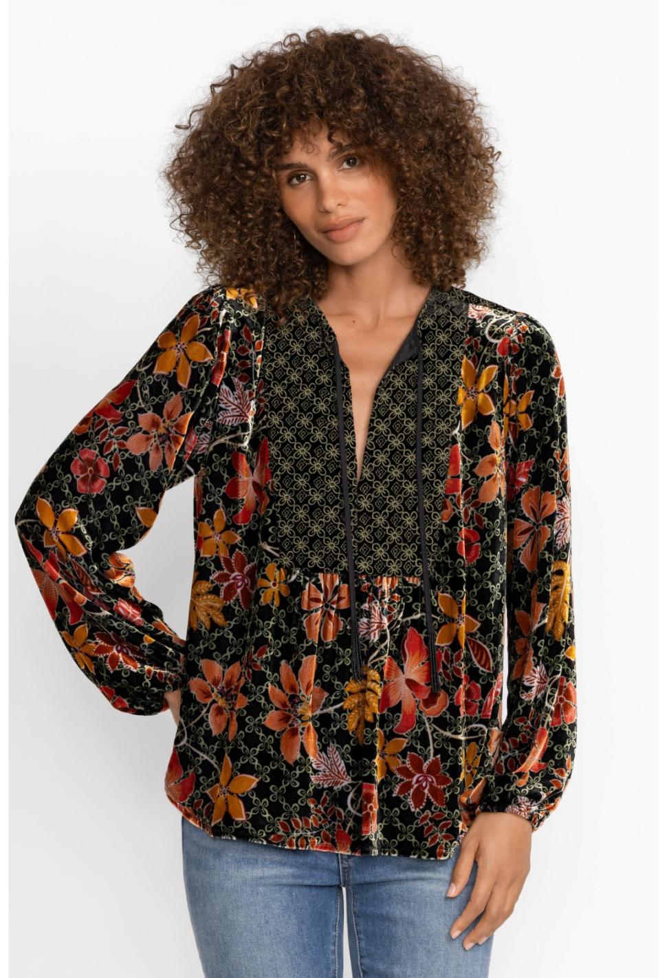 Women Tops | Johnny Was Jasmoon Flore Velvet Curved Hem Blouse Jasmoon Flore
