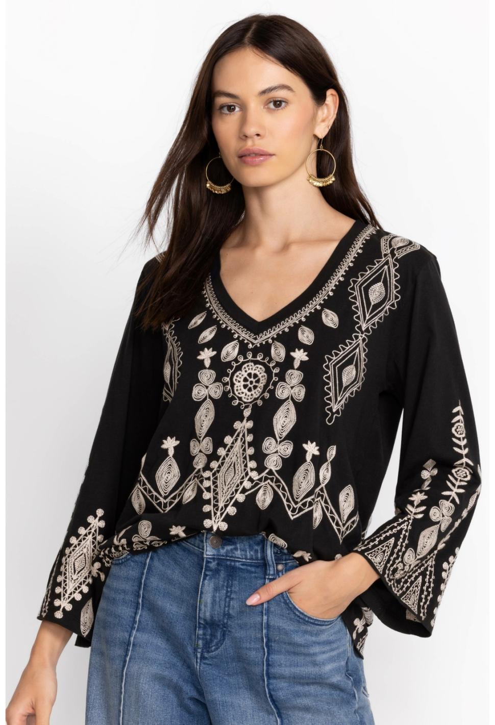 Women Tops | Johnny Was Liona V-Neck Kimono Sleeve Tee Black