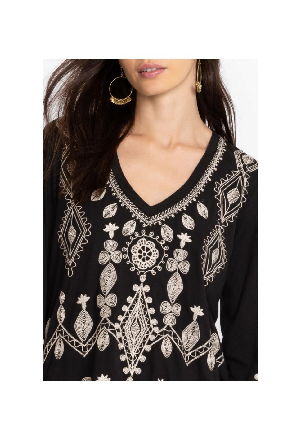 Women Tops | Johnny Was Liona V-Neck Kimono Sleeve Tee Black